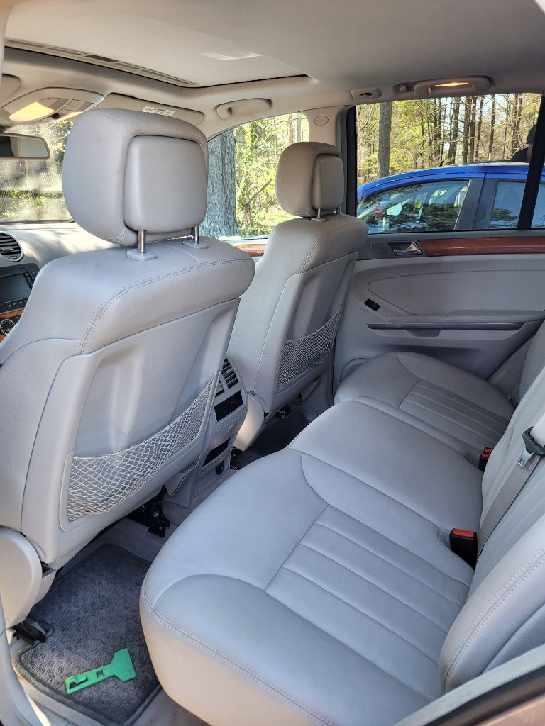 2007 Mercedes-Benz M-Class ML320's photo