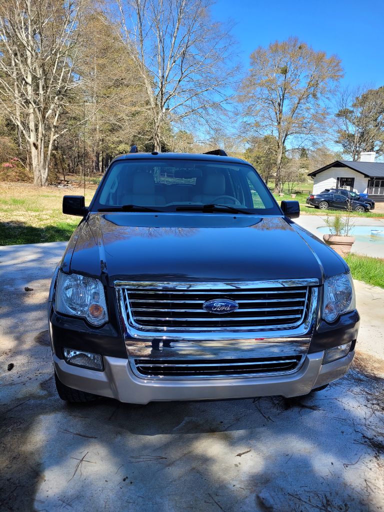 2009 Ford Explorer Eddie Bauer's photo